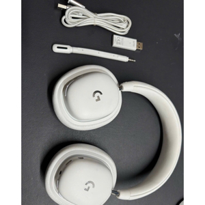 Tai nghe chụp tai không dây Logitech G735
