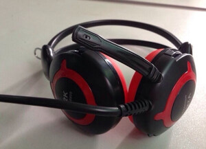 Tai nghe Headphone V2K ( trâu vàng)