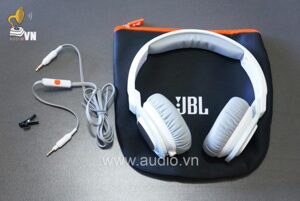 Tai nghe JBL J55i