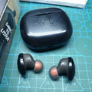 Tai nghe JBL Tune 125TWS