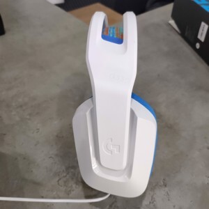 Tai nghe Logitech G335