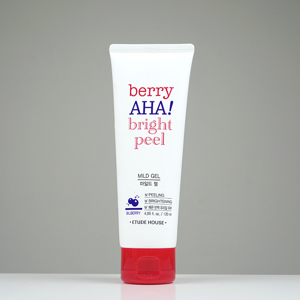 Tẩy da chết Etude House Berry AHA Bright Peel mild gel