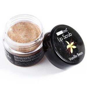 Tẩy tế bào chết môi Beauty Treats Lip Scrub