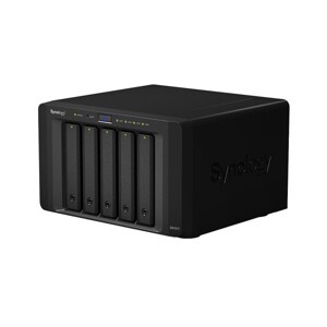 Thiết bị lưu trữ Synology DiskStation DS1517