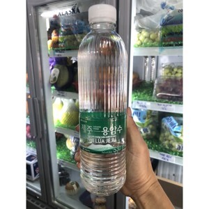 Thùng 20 chai nước khoáng thiên nhiên Jeju 530ml