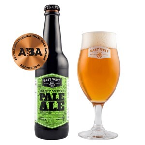 Thùng 24 chai bia East West Pale Ale chai 330ml