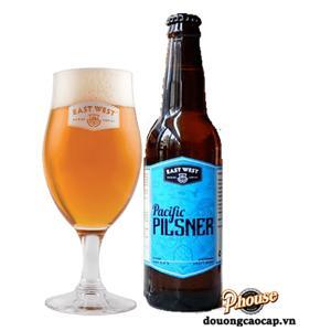 Thùng 24 chai bia East West Pacific Pilsner 330ml