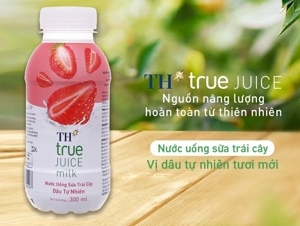 Thùng 24 chai nước uống sữa trái cây TH True Juice Milk dâu 300ml