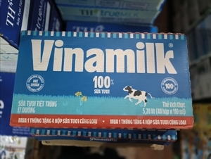 Thùng 48 hộp sữa tươi ít đường Vinamilk 100% Sữa Tươi 110ml