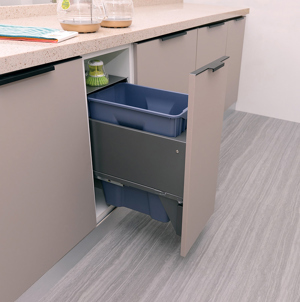 Thùng rác Eurogold EA300