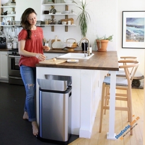 Thùng rác SimpleHuman cánh bướm - 30 lít