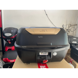 Thùng sau Givi E43NTL (43L)