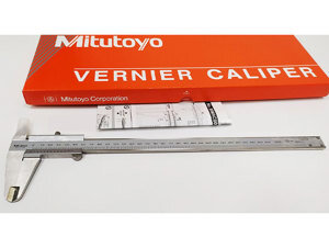 Thước cặp cơ khí Mitutoyo 530-109 (0-300mm)