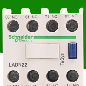 Tiếp điểm phụ Schneider LADN22