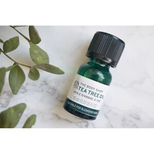 Tinh dầu trị mụn The Body Shop Tea Tree Oil 10ml