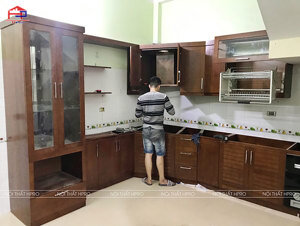 Tủ bếp gỗ sồi Mỹ TBSM02