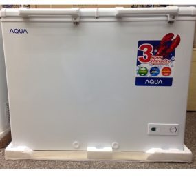 Tủ đông Aqua 2 ngăn 295 lít AQF-R490