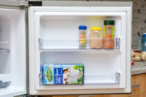 Tủ lạnh Panasonic 167 lít NR-BM189SSVN