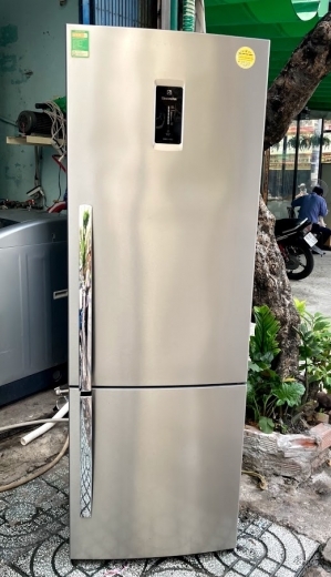 Tủ lạnh Electrolux Inverter 350 lít EBB3500PA