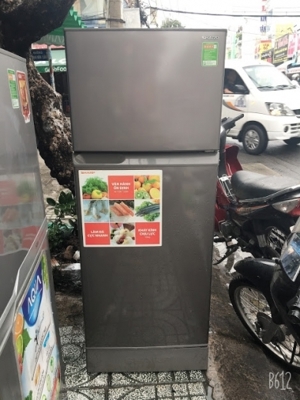 Tủ lạnh Sharp 180 lít SJ-194E-BS
