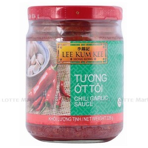 Tương ớt tỏi Lee Kum Kee hũ 226g