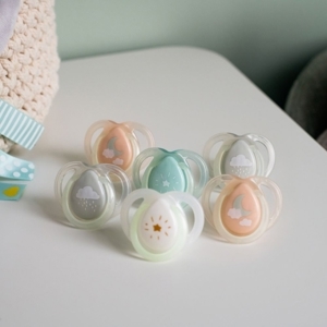 Ty ngậm dạ quang cho bé Tommee Tippee Night Time - 0-6 tháng, vỉ 1 cái