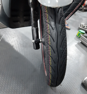 Vỏ xe Maxxis 80/90-16 3D