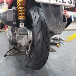 Vỏ xe Pirelli 90/80-14 Diablo Rosso Sport