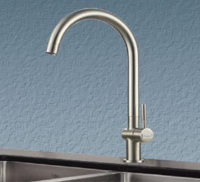 Vòi bếp gắn chậu nóng lạnh Gorlde 8243