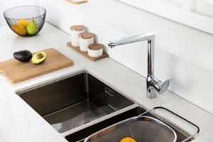 Vòi bếp nóng lạnh Esinc F20B0006