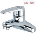 Vòi lavabo 3 lỗ nóng lạnh DAEHAN DU-6011