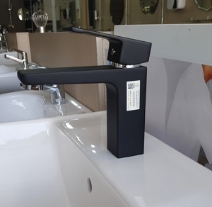 Vòi lavabo Lambert black Huge H-6900VB