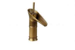 Vòi lavabo nóng lạnh thân thấp GCV17