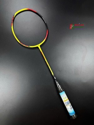Vợt cầu lông Yonex Voltric 0.7 DG SLIM