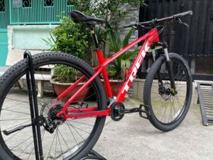 Xe đạp địa hình Trek Marlin 5 2018