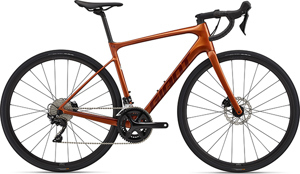 Xe đạp đua Giant Defy ADV 2 2022