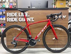 Xe đạp thể thao Giant TCR ADV SL 2-KOM 2022