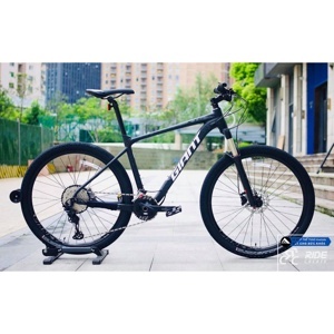 Xe đạp thể thao Giant XTC 820 2021