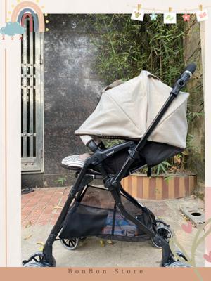 Xe đẩy Combi Sugocal Compact 4 bánh quay tự động
