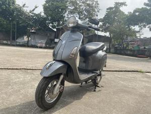 Xe máy điện Vespa Osakar Nispa SE