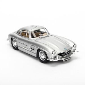 Xe mô hình Mercedes 300SL 1:24