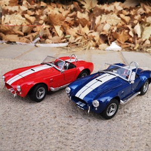 Xe mô hình 1965 Shelby Cobra 1:24 Welly