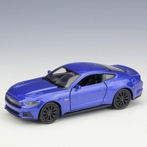 Xe mô hình 1967 Ford Mustang 1:36 Welly