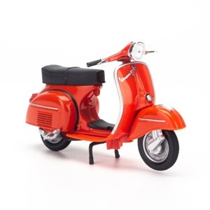 Xe mô hình 1968 Vespa GTR 1:18 Maisto