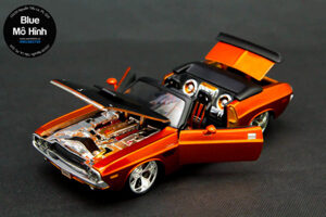 Xe mô hình 1970 Dodge Challenger R/T 1:24 Maisto