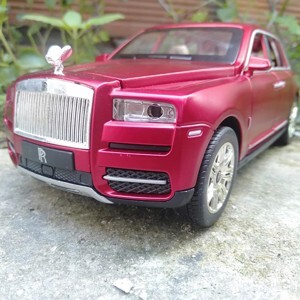 Xe mô hình CheZhi Roll Royce Cullinan Xanh 1:24
