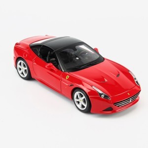 Xe Mô Hình Ferrari California T 1:18 Close Top Bburago