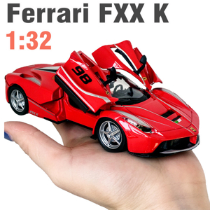 Xe mô hình Ferrari FXX K 1:32