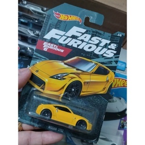 Xe mô hình Hotwheels Nissan 370z