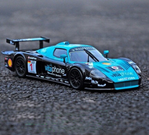 Xe mô hình Maserati MC12 1:24 Bburago